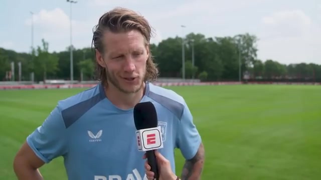 Wout Weghorst tijdens een eerder interview bij FC Twente