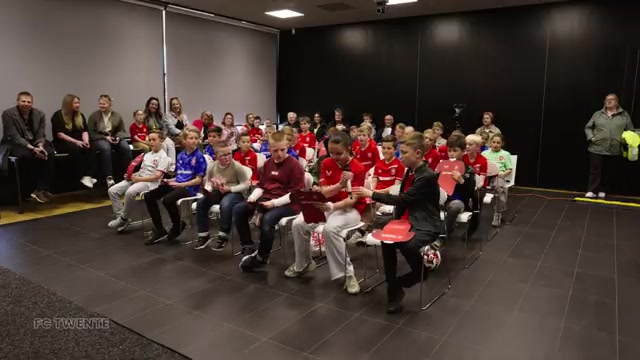 Persbijeenkomst van de FC Twente Kidsclub