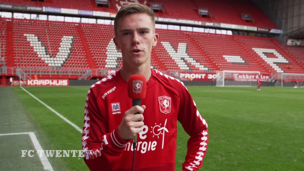 Daan Rots tijdens een eerder interview bij FC Twente