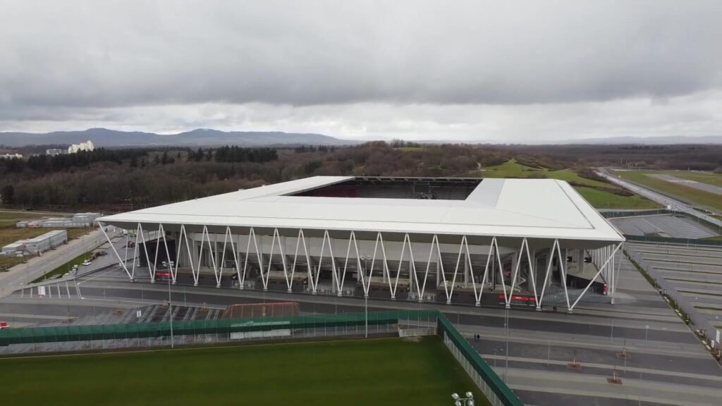Buitenzijde Europa-Park Stadion in Freiburg, algemeen archiefbeeld