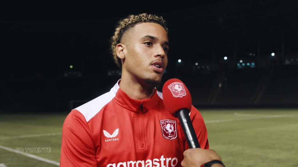 Daouda Weidmann tijdens een eerder interview bij FC Twente