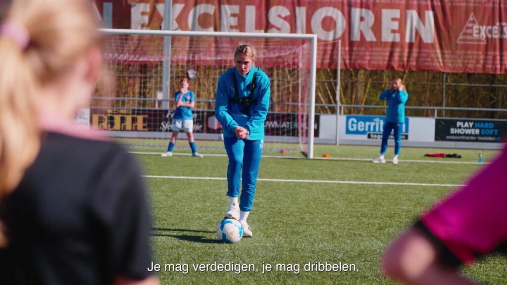 Een eerdere voetbalclinic van FC Twente Vrouwen