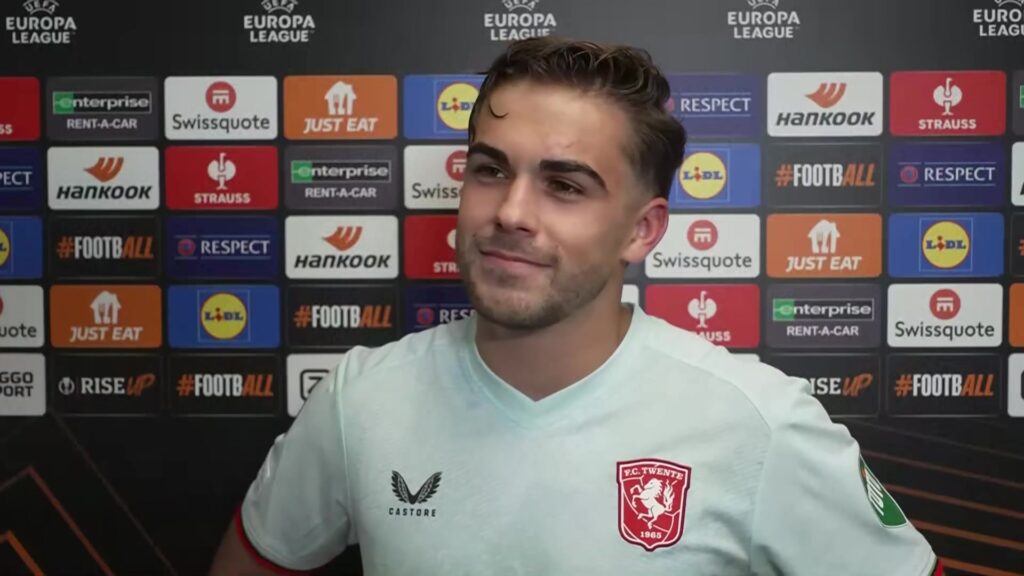 Bart van Rooij tijdens een eerder interview bij FC Twente