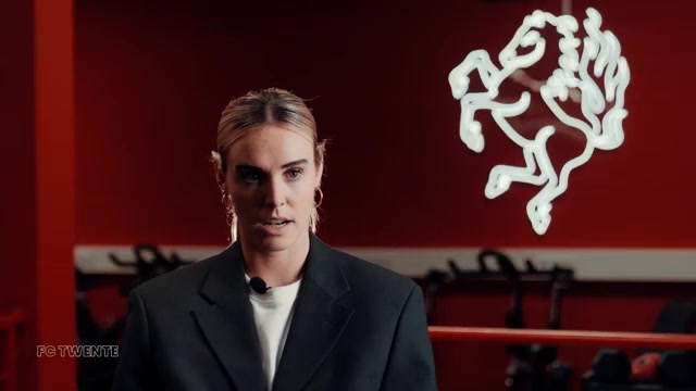 Jill Roord tijdens een eerder interview bij FC Twente